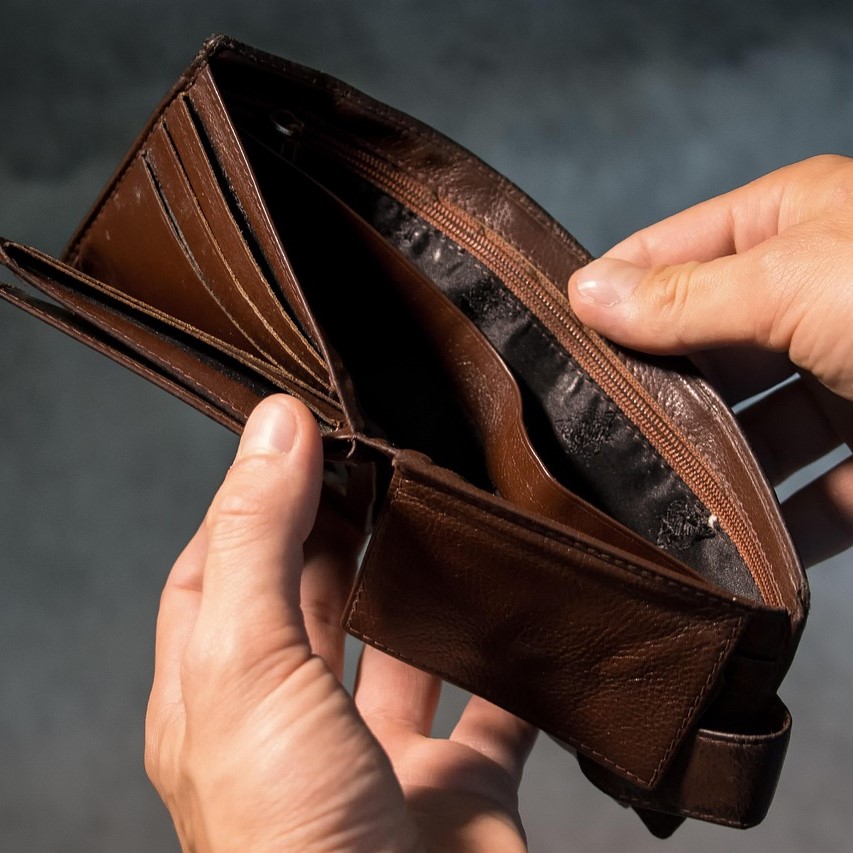 Help, er is geen geld voor een uitvaart: Wat zijn je opties?
